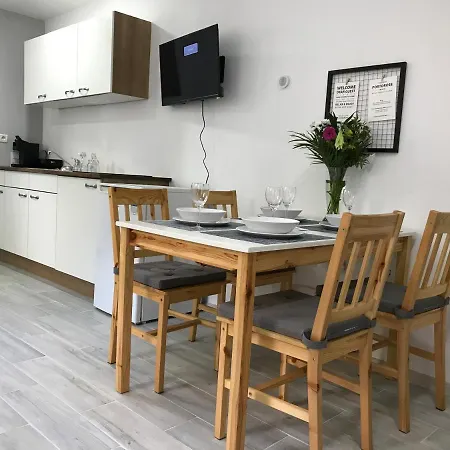 Apartman With Free Parking Garage In Center